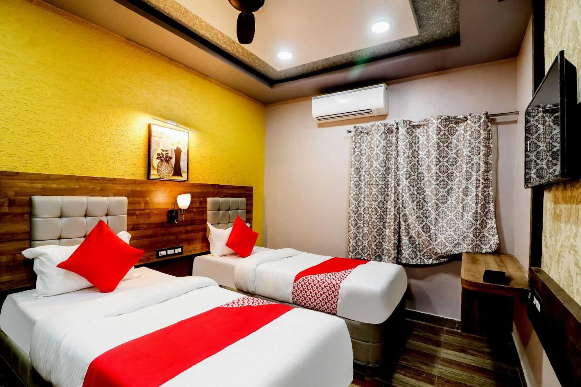 Super Hotel O Padma Manor Brahmapur Luaran gambar
