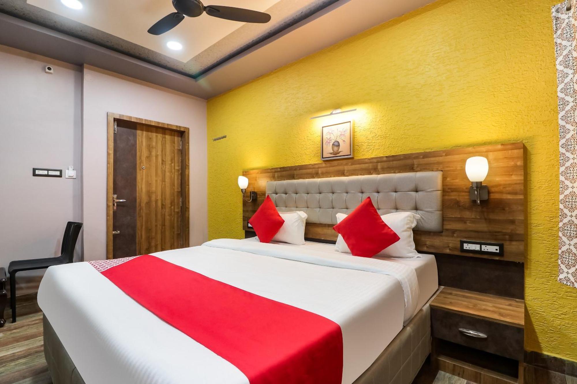 Super Hotel O Padma Manor Brahmapur Luaran gambar