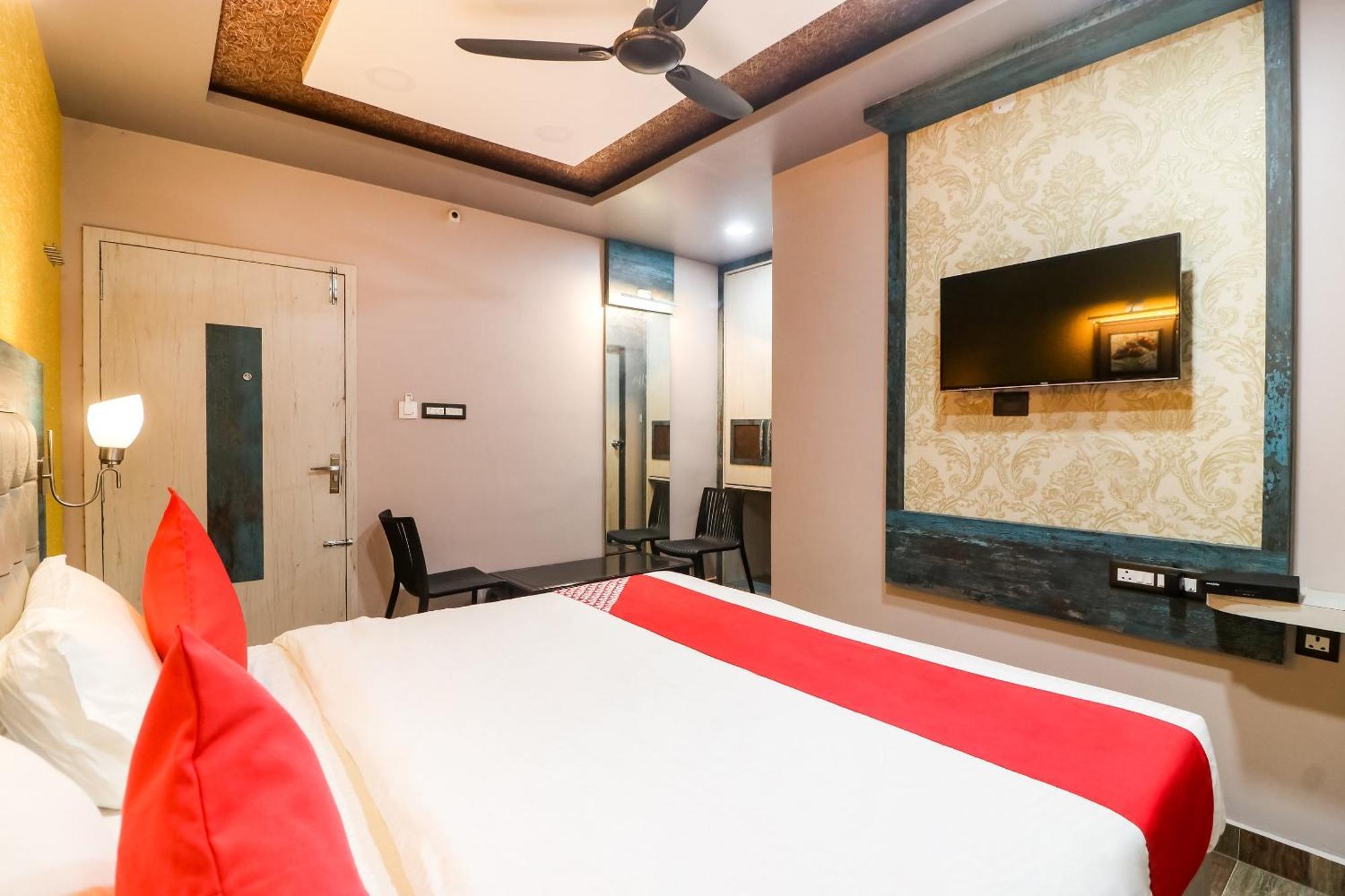 Super Hotel O Padma Manor Brahmapur Luaran gambar