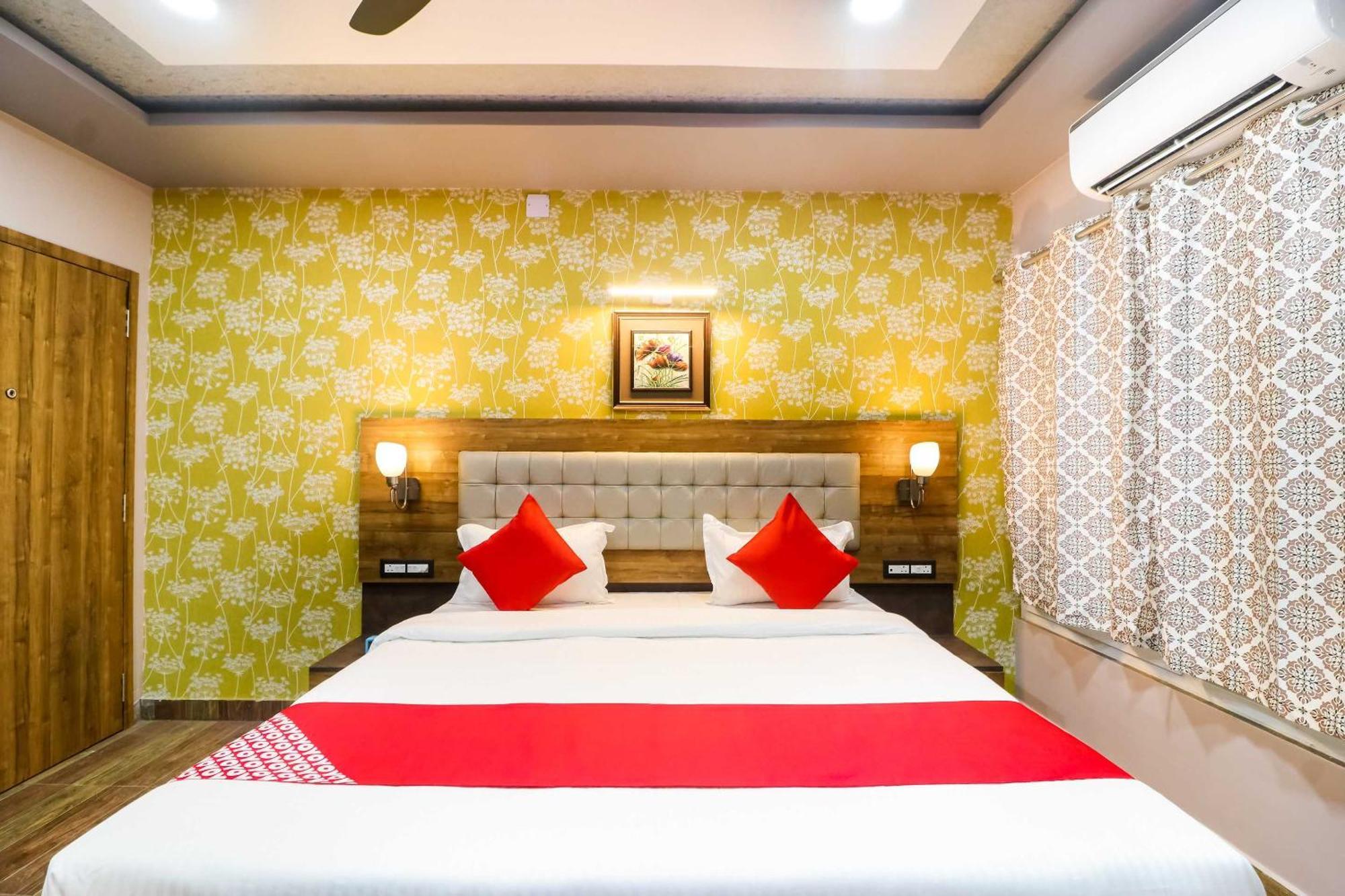 Super Hotel O Padma Manor Brahmapur Luaran gambar