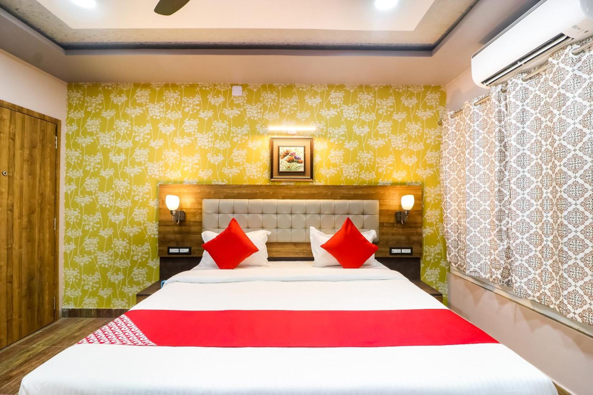 Super Hotel O Padma Manor Brahmapur Luaran gambar