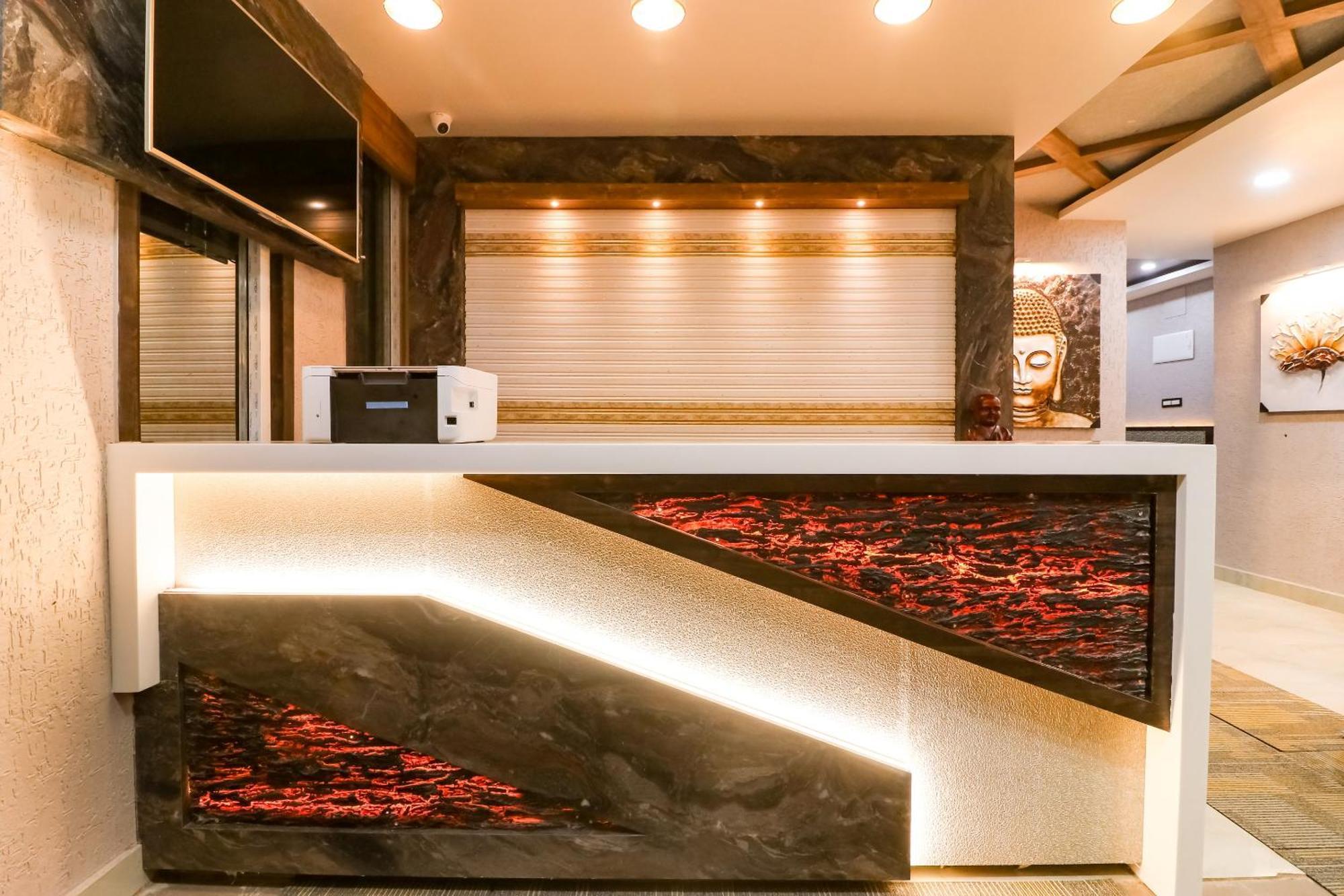 Super Hotel O Padma Manor Brahmapur Luaran gambar