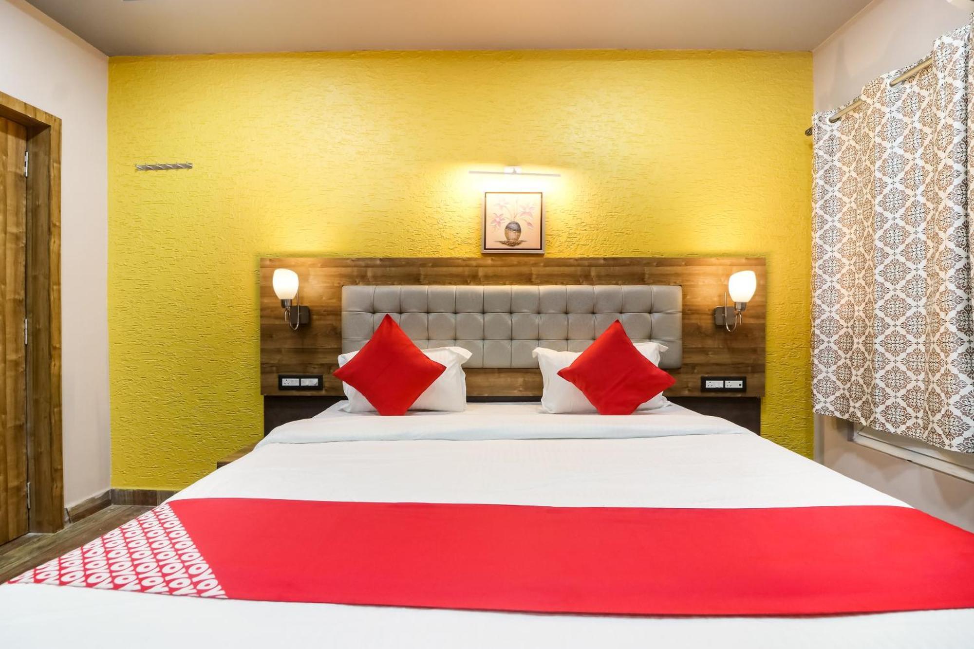 Super Hotel O Padma Manor Brahmapur Luaran gambar